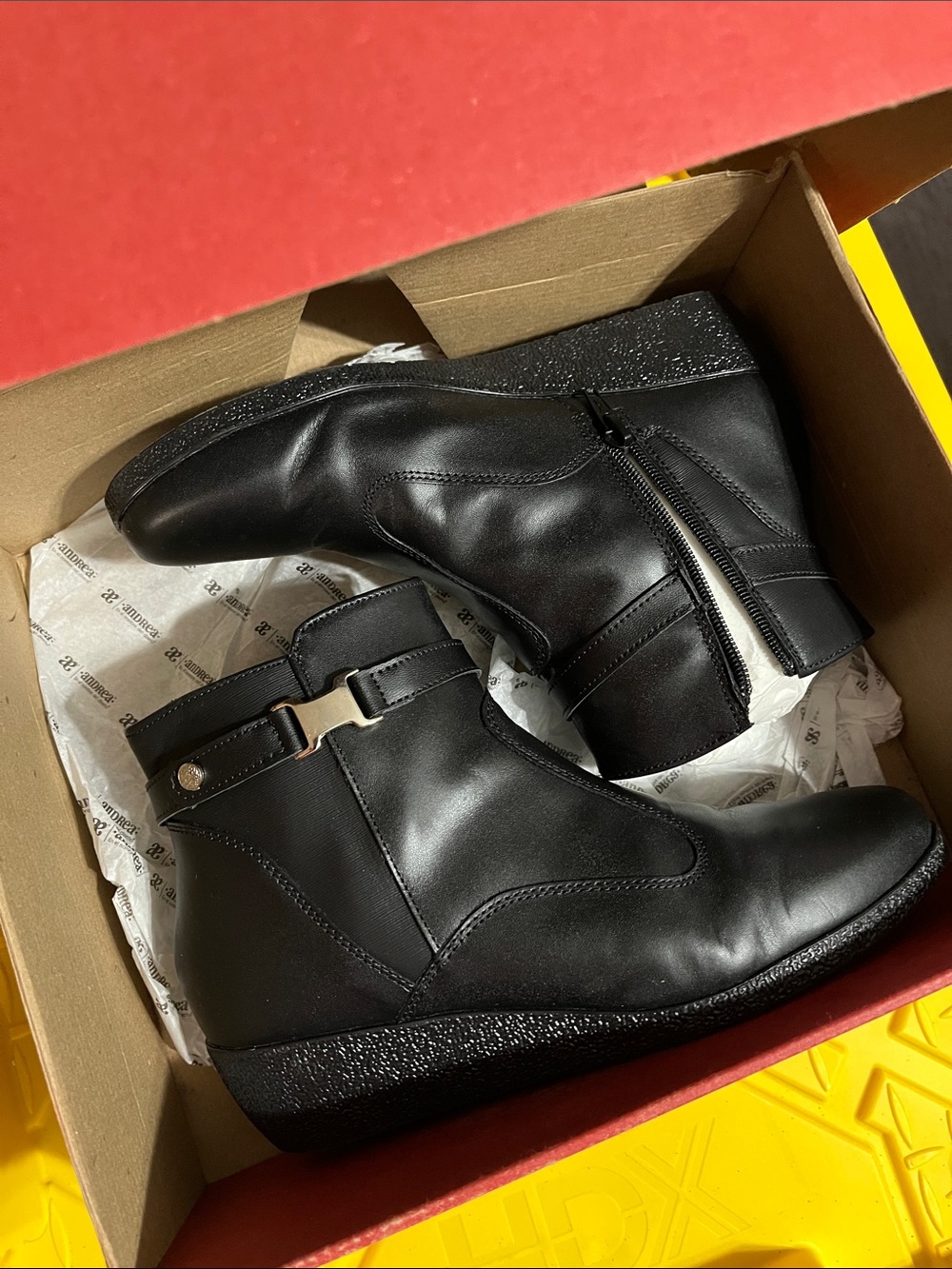 ANDREA Black Leather Ankle Booties